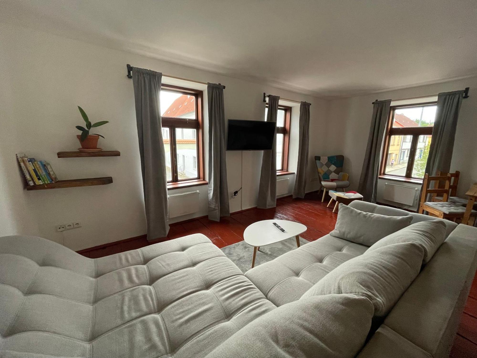 Apartman U Spinaru Trest Exterior photo